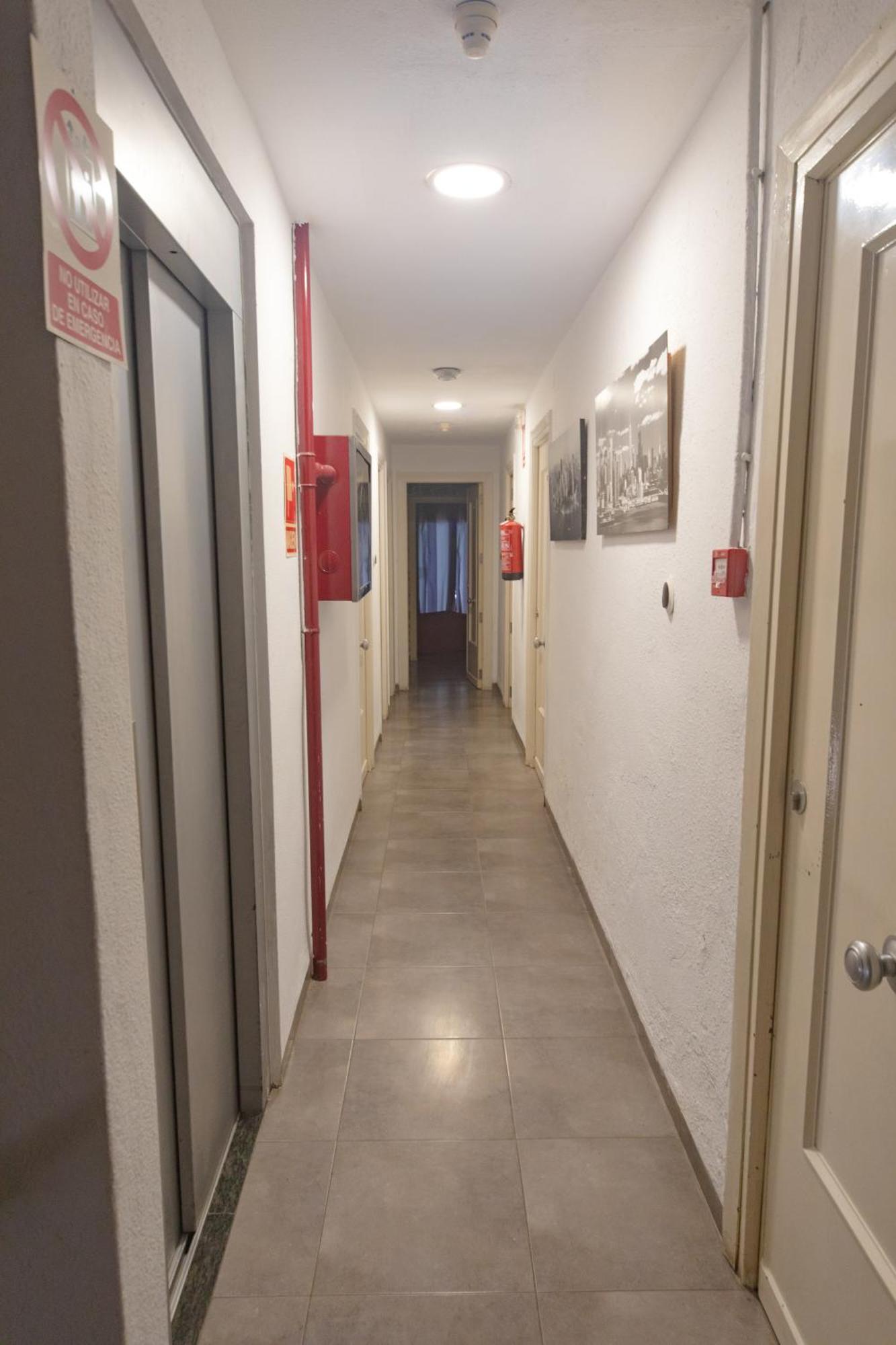 Hostal Virginia Фаварета Экстерьер фото