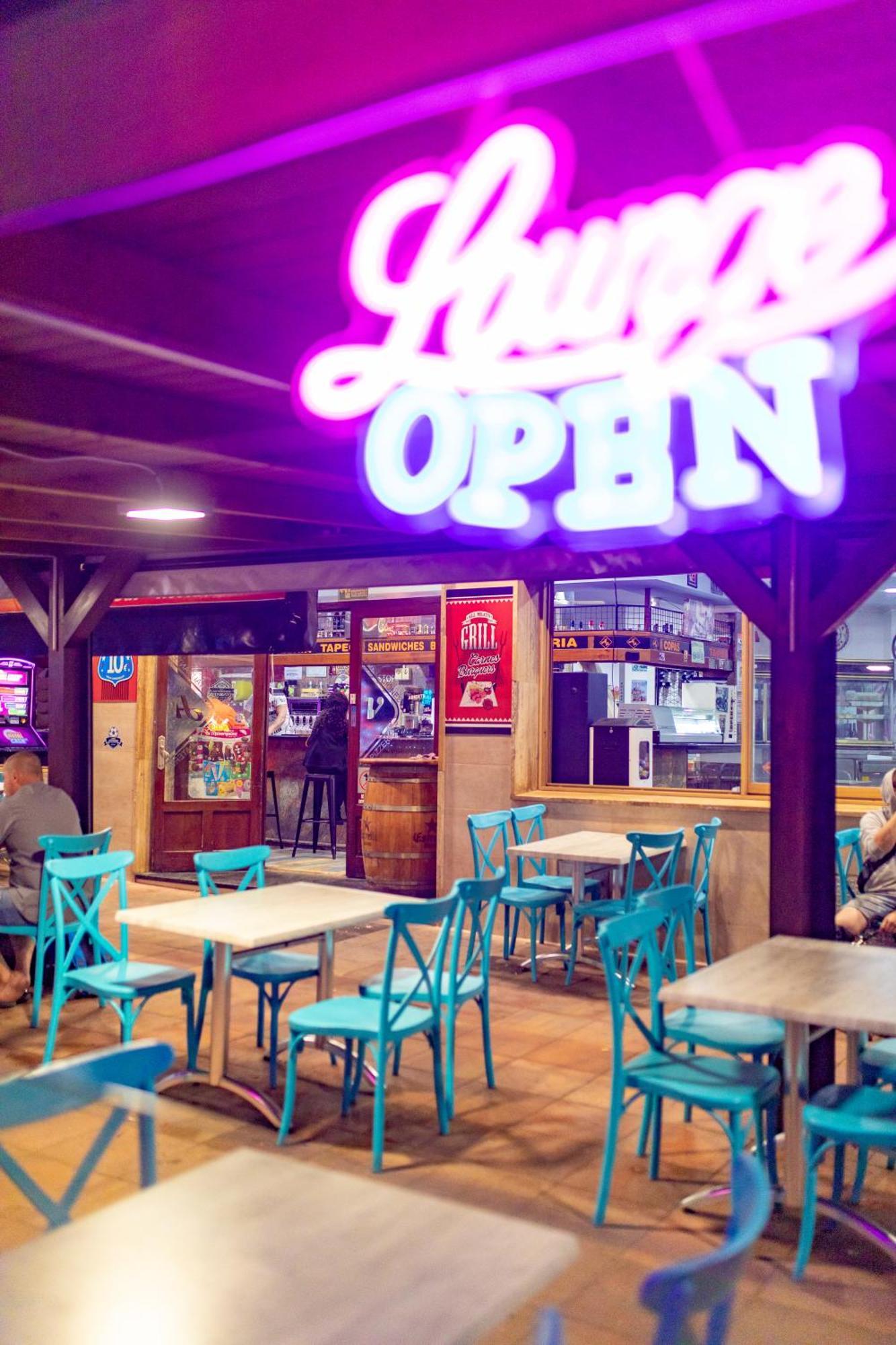 Hostal Virginia Фаварета Экстерьер фото