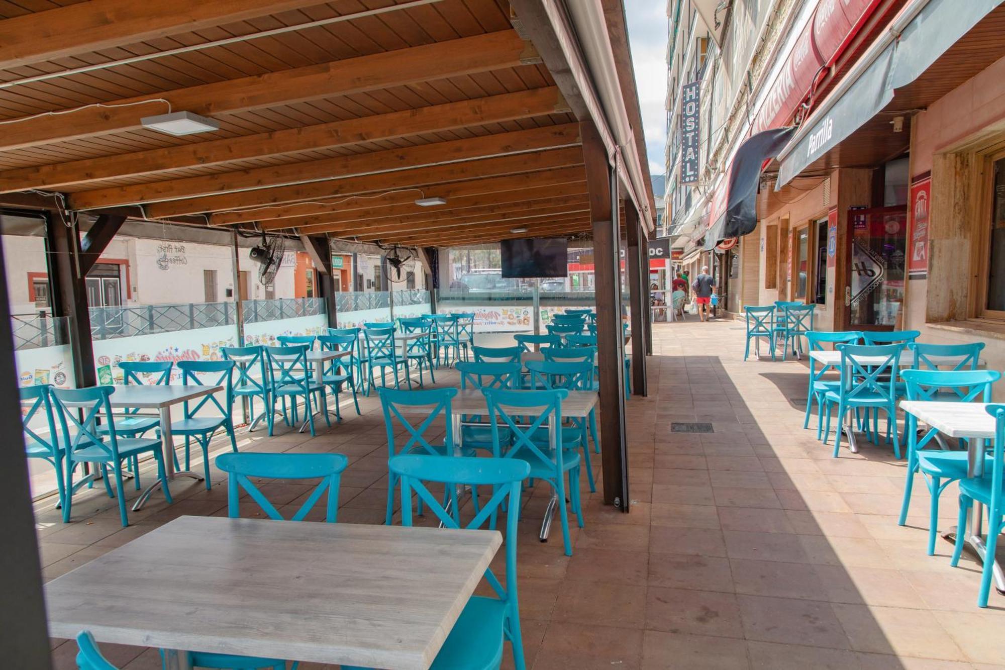 Hostal Virginia Фаварета Экстерьер фото